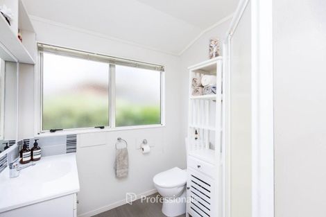 Photo of property in Kowhai Court, 16/17 John Street, Trentham, Upper Hutt, 5018