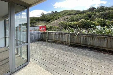 Photo of property in 4/3 Angle Street, Picton, 7220