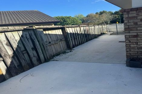 Photo of property in 87 Riverton Drive, Randwick Park, Auckland, 2105