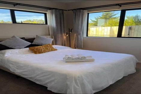 Photo of property in 38d Wicklam Lane, Greenhithe, Auckland, 0632