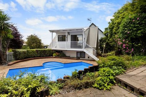 Photo of property in 16 Melva Street, Dinsdale, Hamilton, 3204