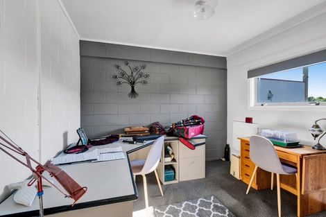 Photo of property in 23 Clifton Drive, Waitara, 4320