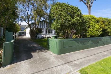 Photo of property in 76 Hautana Street, Woburn, Lower Hutt, 5010