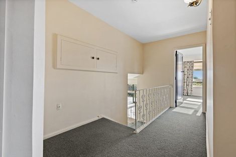 Photo of property in 30 Whareora Terrace, Cashmere, Christchurch, 8022
