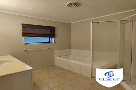 Photo of property in 21 Hakea Place, Totara Heights, Auckland, 2105