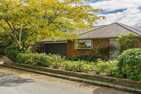 Photo of property in 2 Dalefield Drive, Cashmere, Christchurch, 8022