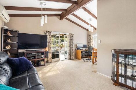 Photo of property in 47b Chester Road, Tawa, Wellington, 5028