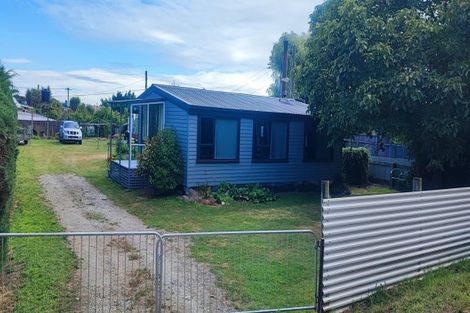Photo of property in 17 Stopbank Road, Milford, Temuka, 7986