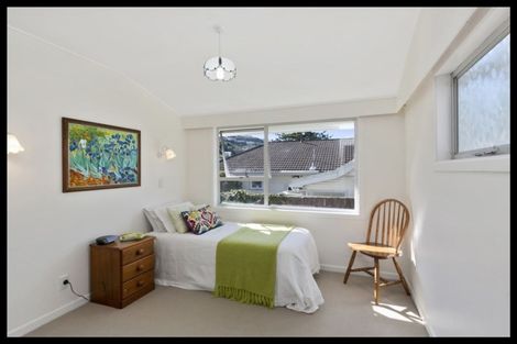 Photo of property in 19a Woodmancote Road, Khandallah, Wellington, 6035