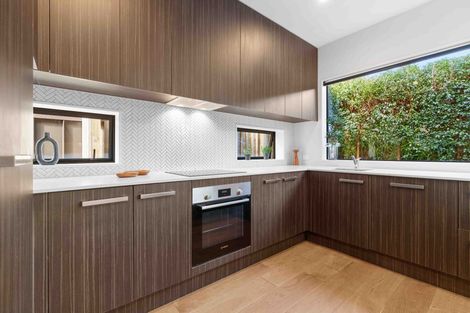 Photo of property in 21b Chippendale Crescent, Birkdale, Auckland, 0626