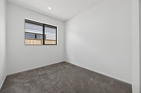 Photo of property in 10 Kaapehu Street, Karaka, 2578