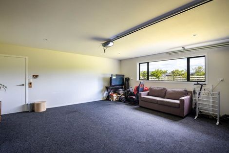 Photo of property in 13 Thomason Road, Egmont Village, New Plymouth, 4371
