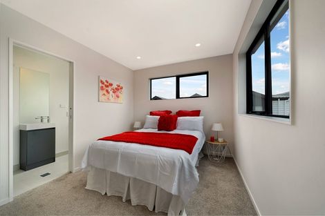 Photo of property in 7/85 Jaemont Avenue, Te Atatu South, Auckland, 0610