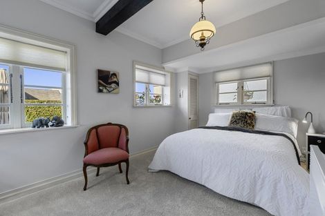 Photo of property in 16 Hinewa Road, Otumoetai, Tauranga, 3110