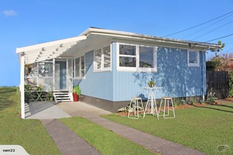 Photo of property in 37a Hatton Road, Orewa, 0931