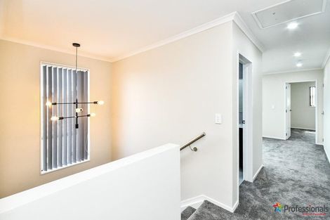 Photo of property in 4a Romney Place, Manurewa, Auckland, 2102
