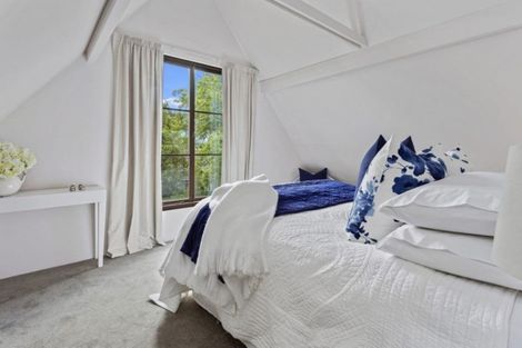 Photo of property in 114 Merivale Lane, Merivale, Christchurch, 8014
