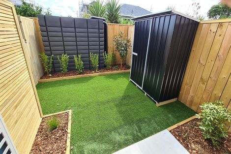 Photo of property in 5/57 Taikata Road, Te Atatu Peninsula, Auckland, 0610