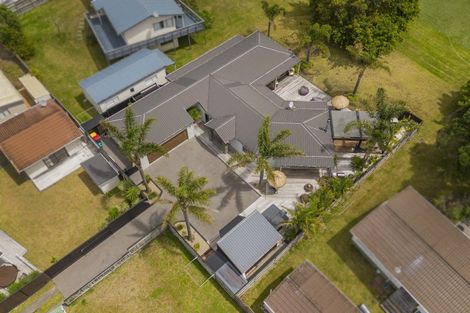 Photo of property in 33 Mccormick Place, Pauanui, Hikuai, 3579