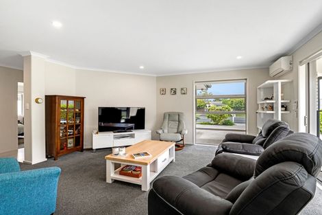 Photo of property in 11 Cheyne Road, Pyes Pa, Tauranga, 3112