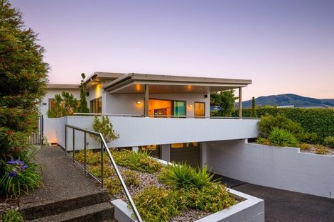 Photo of property in 355 Princes Drive, Britannia Heights, Nelson, 7010