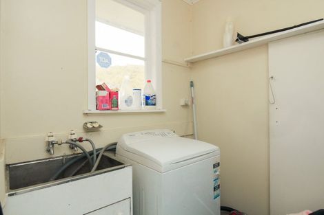 Photo of property in 27a Wilford Street, Wallaceville, Upper Hutt, 5018