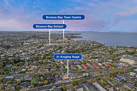 Photo of property in 21e Knights Road, Rothesay Bay, Auckland, 0630