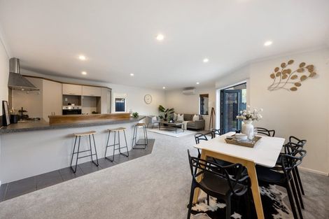 Photo of property in 33 Ravenscourt Place, Huntington, Hamilton, 3210