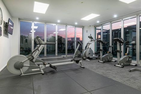 Photo of property in Sentinel Apartments, 1102/3 Northcroft Street, Takapuna, Auckland, 0622