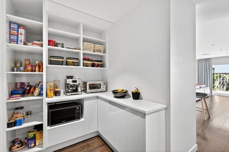 Photo of property in 11 Whangaehu Place, Te Awa, Napier, 4110