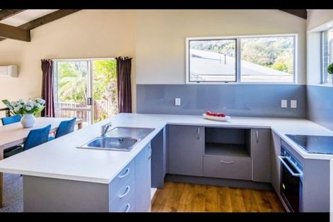 Photo of property in 23 Woolwich Close, Whitby, Porirua, 5024