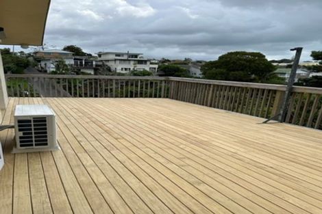 Photo of property in 1/4 Chevron Place, Castor Bay, Auckland, 0620