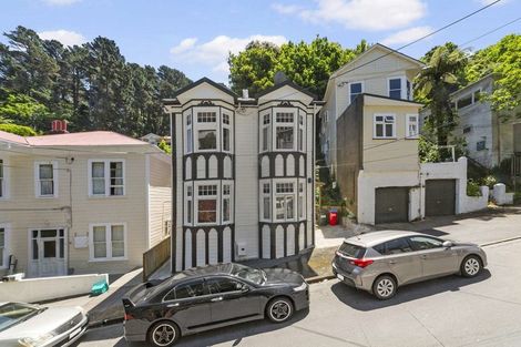 Photo of property in 17 Adams Terrace, Aro Valley, Wellington, 6021