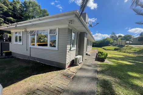 Photo of property in 10 Christmas Road, Manurewa, Auckland, 2102