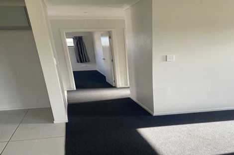Photo of property in 8b Mistry Place, Harrowfield, Hamilton, 3210