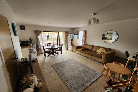 Photo of property in 1/11 Cromdale Avenue, Highland Park, Auckland, 2010