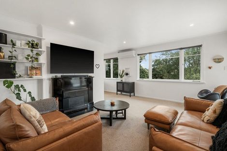 Photo of property in 15 Landview Road, Parkvale, Tauranga, 3112