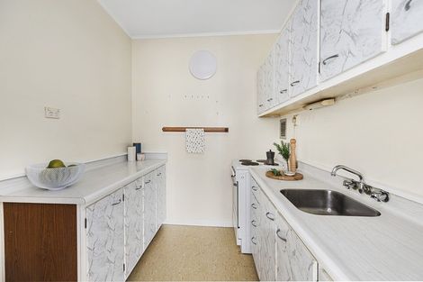 Photo of property in Hobson Court Flats, 42/70u Hobson Street, Thorndon, Wellington, 6011