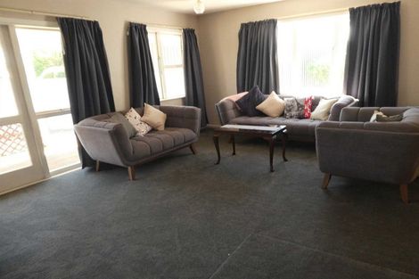 Photo of property in 35 Jollie Road, Twizel, 7901