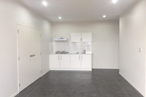 Photo of property in 18 Kira Road, Flat Bush, Auckland, 2016