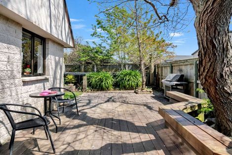 Photo of property in 4 Charisma Court, Kelvin Grove, Palmerston North, 4414