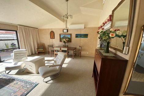 Photo of property in 349 High Street, Hawera, 4610