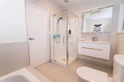 Photo of property in 2/34 Don Buck Road, Massey, Auckland, 0614