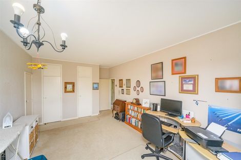 Photo of property in 35 Wanganui Road, Marton, 4710