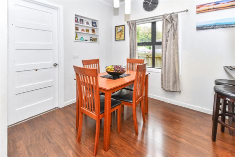 Photo of property in 325 Massey Road, Mangere East, Auckland, 2024