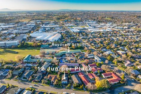Photo of property in 12 Juniper Place, Burnside, Christchurch, 8053