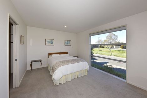 Photo of property in 10 Bowmore Lane, Broomfield, Christchurch, 8042