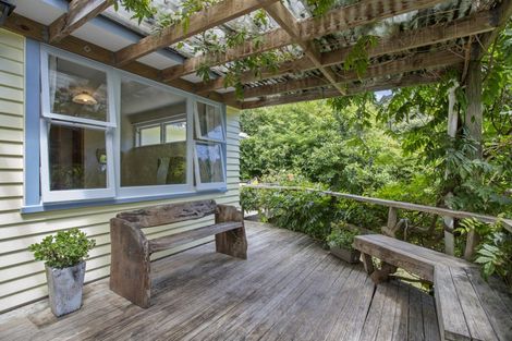 Photo of property in 28 Boylan Road, Titirangi, Auckland, 0604