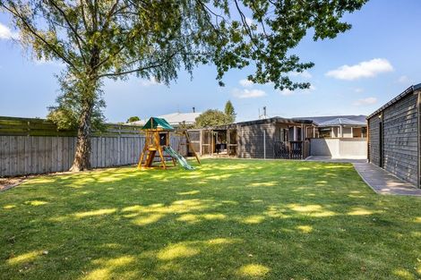 Photo of property in 32 Cridland Street West, Kaiapoi, 7630
