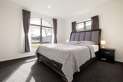 Photo of property in 6 Bouverie Crescent, Flagstaff, Hamilton, 3210